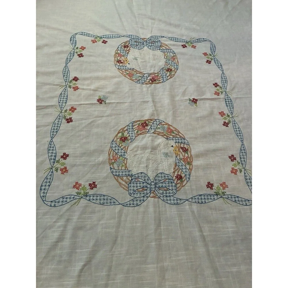 Vintage Handmade Round Table Cloth Country Goose 34.5” Diameter Cottagecore